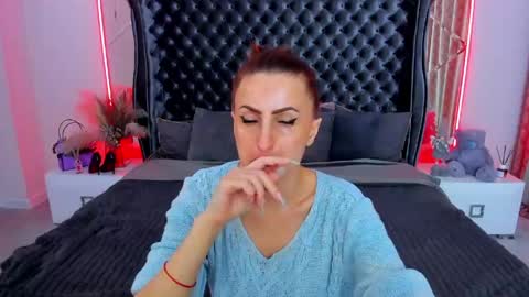 rebecca_diamonds online show from April 28, 2026, 6:07 am