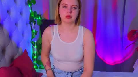 rebeccacruze online show from June 10, 2026, 8:24 am