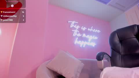 Rebe online show from March 11, 2025, 9:13 am