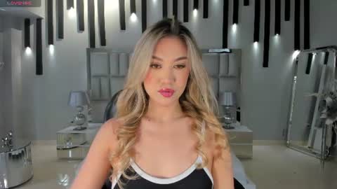 Rebe online show from July 6, 2026, 7:38 pm