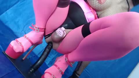 Rebeccalachaude online show from March 8, 2025, 8:55 am