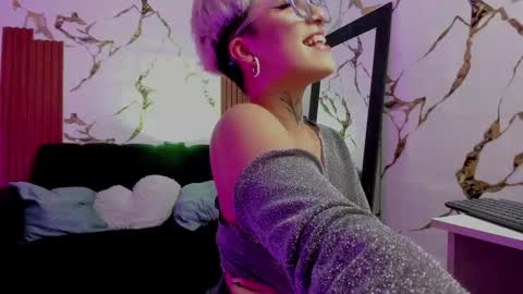 Snapshot of rebeka_baker chatting on September 10, 2025, 3:28 am REBEKA online show from September 10, 2025, 3:28 am