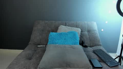 twitter REECET26 instagram RECCETAYLOR online show from January 21, 2025, 3:37 am