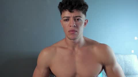 twitter REECET26 instagram RECCETAYLOR online show from February 1, 2025, 2:26 am