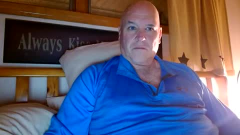 Snapshot of recman15 chatting on October 19, 2025, 1:50 am Mtn. Man online show from October 19, 2025, 1:50 am