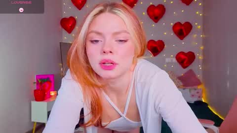 red__candy online show from March 11, 2026, 2:01 pm