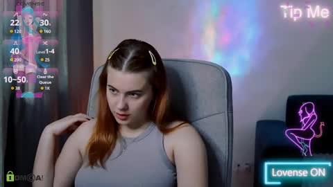 Snapshot of red__dizzy chatting on June 2, 2026, 12:51 pm red__dizzy online show from June 2, 2026, 12:51 pm