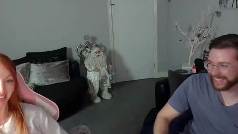 Snapshot of red_firesquirt chatting on December 7, 2024, 9:11 pm Red - online show from December 7, 2024, 9:11 pm