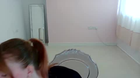 Red -  online show from June 10, 2026, 2:16 pm