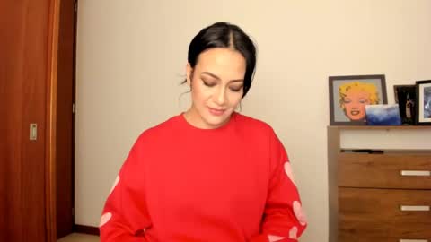 Snapshot of red_flower203 chatting on December 22, 2024, 2:06 am red_flower203 online show from December 22, 2024, 2:06 am