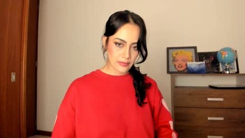 Snapshot of red_flower203 chatting on February 15, 2025, 10:52 pm red_flower203 online show from February 15, 2025, 10:52 pm