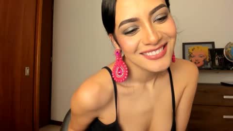 Snapshot of red_flower203 chatting on March 10, 2025, 9:51 pm red_flower203 online show from March 10, 2025, 9:51 pm