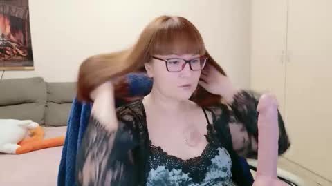 Lisa online show from February 16, 2026, 7:43 pm