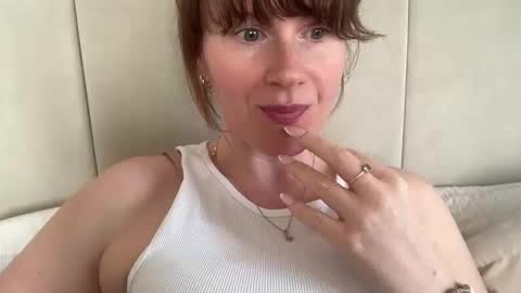 Snapshot of red_head_rosie_69 chatting on May 10, 2026, 9:58 am Rosie online show from May 10, 2026, 9:58 am