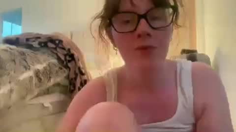 Snapshot of red_head_rosie_69 chatting on June 11, 2026, 7:56 pm Rosie online show from June 11, 2026, 7:56 pm