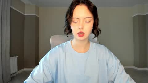 Snapshot of red_mok chatting on September 12, 2025, 12:44 am Neta online show from September 12, 2025, 12:44 am