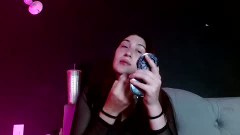 Snapshot of red_moonn chatting on July 9, 2026, 3:21 am IG OF red moonn online show from July 9, 2026, 3:21 am