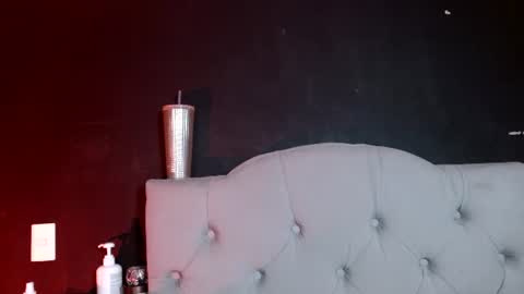 Snapshot of red_moonn chatting on July 16, 2026, 5:35 am IG OF red moonn online show from July 16, 2026, 5:35 am
