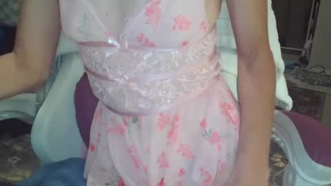 Red online show from November 7, 2025, 6:41 pm