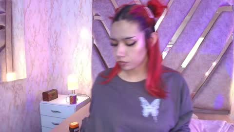 red_pandaa online show from November 15, 2025, 3:26 am