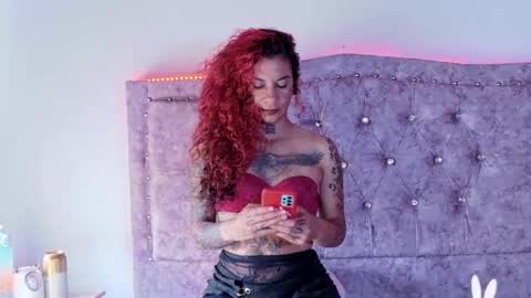 Instagram Valerie yourdream online show from December 22, 2025, 5:21 pm