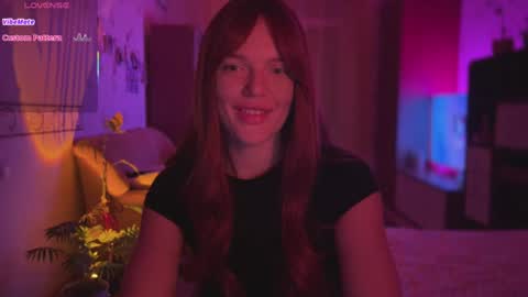 Snapshot of redaplle2 chatting on June 30, 2026, 9:27 pm redaplle2 online show from June 30, 2026, 9:27 pm