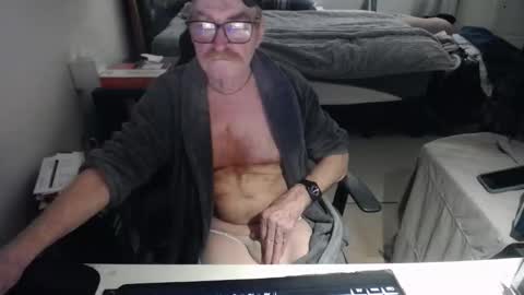 Red online show from June 3, 2026, 6:46 pm