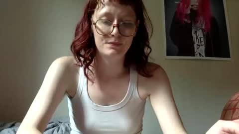 redcassie666 online show from May 2, 2026, 3:28 pm