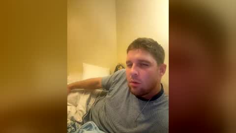 Snapshot of reddrockett69 chatting on June 21, 2026, 2:47 am Ali j online show from June 21, 2026, 2:47 am