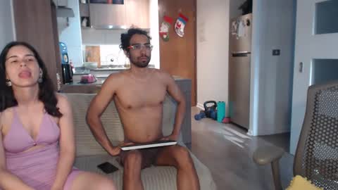 redfloweer online show from December 29, 2024, 10:03 pm