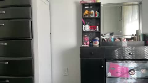 Snapshot of redheaded_fox chatting on March 11, 2025, 1:01 pm Redheaded Fox online show from March 11, 2025, 1:01 pm