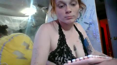 Snapshot of redheadslutwife8803 chatting on April 3, 2026, 4:54 am Lenae Redd online show from April 3, 2026, 4:54 am