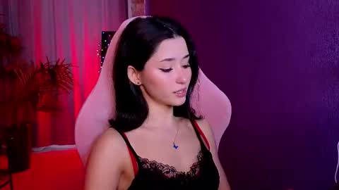 Kiara online show from June 12, 2026, 3:44 pm