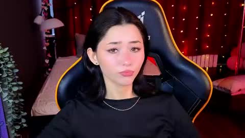 Kiara online show from June 17, 2026, 3:35 pm