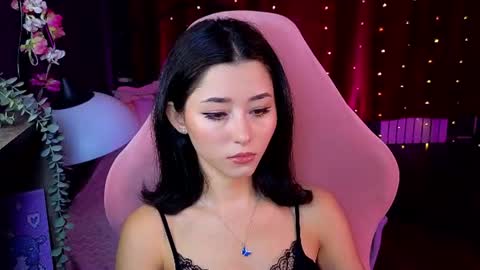 Snapshot of redmidnight_ chatting on June 24, 2026, 8:52 pm Kiara online show from June 24, 2026, 8:52 pm