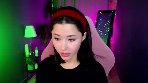 Snapshot of redmidnight_ chatting on July 28, 2026, 9:03 pm Kiara online show from July 28, 2026, 9:03 pm