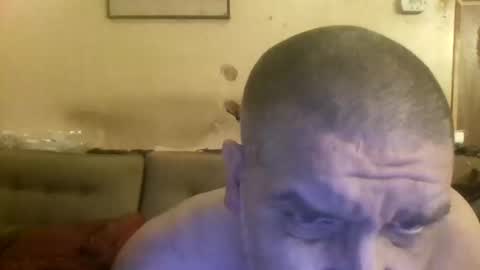 redmud3 online show from April 9, 2026, 9:47 am