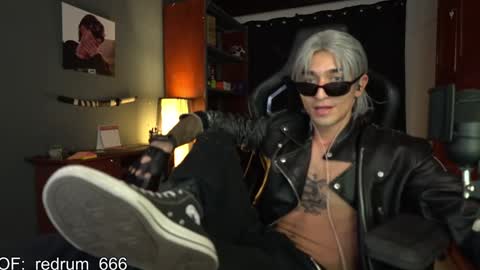 Red online show from February 4, 2025, 6:49 pm