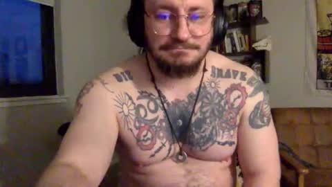 Snapshot of redsands64 chatting on March 1, 2025, 11:17 am redsands64 online show from March 1, 2025, 11:17 am