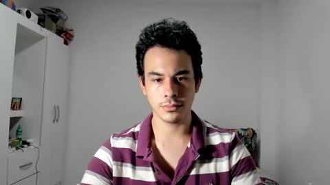 Snapshot of redsoul951869 chatting on December 17, 2025, 9:21 pm RedsoulReaver online show from December 17, 2025, 9:21 pm