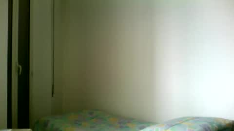 Snapshot of redstep0 chatting on May 8, 2026, 10:42 am redstep0 online show from May 8, 2026, 10:42 am