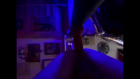 Snapshot of reeferleefer chatting on September 19, 2025, 8:31 pm Lee online show from September 19, 2025, 8:31 pm