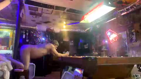 Snapshot of reeferleefer chatting on November 3, 2025, 3:19 am Lee online show from November 3, 2025, 3:19 am