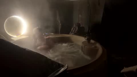 Snapshot of reeferleefer chatting on March 17, 2026, 1:32 am Lee online show from March 17, 2026, 1:32 am