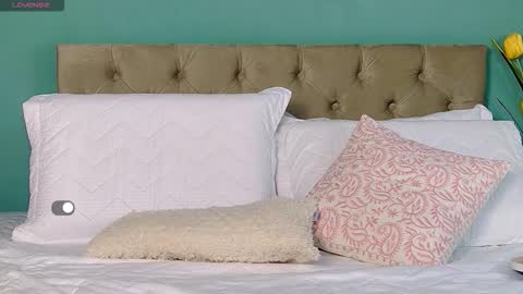 Yanella online show from February 20, 2026, 8:31 pm