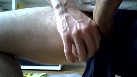 Snapshot of reggar1234 chatting on December 4, 2025, 8:45 am reggar1234 online show from December 4, 2025, 8:45 am