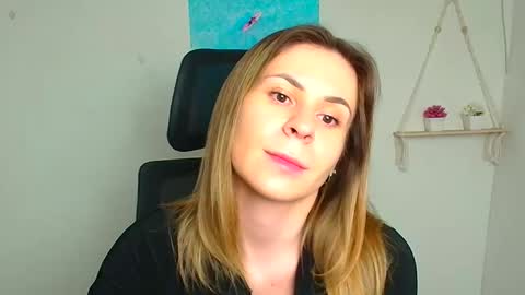 Regina online show from March 15, 2026, 12:00 pm