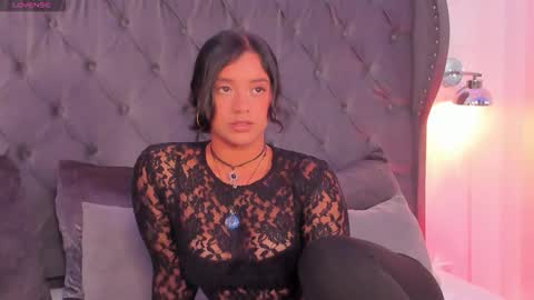 Regina  online show from February 13, 2026, 10:28 pm