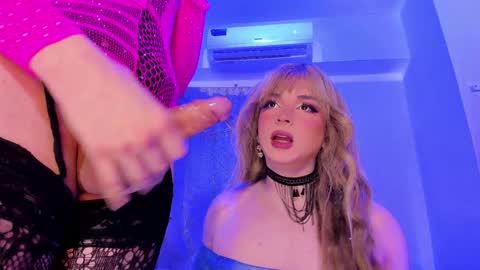 Snapshot of reginarose chatting on January 29, 2025, 6:22 am reginarose online show from January 29, 2025, 6:22 am