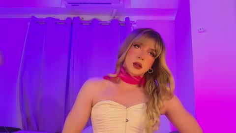 Snapshot of reginarose chatting on October 3, 2025, 3:14 am reginarose online show from October 3, 2025, 3:14 am